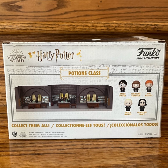 NEW Harry Potter Bundle -Funko Draco Malfoy and Squishmallow Gryffindor Lion - Picture 8 of 10